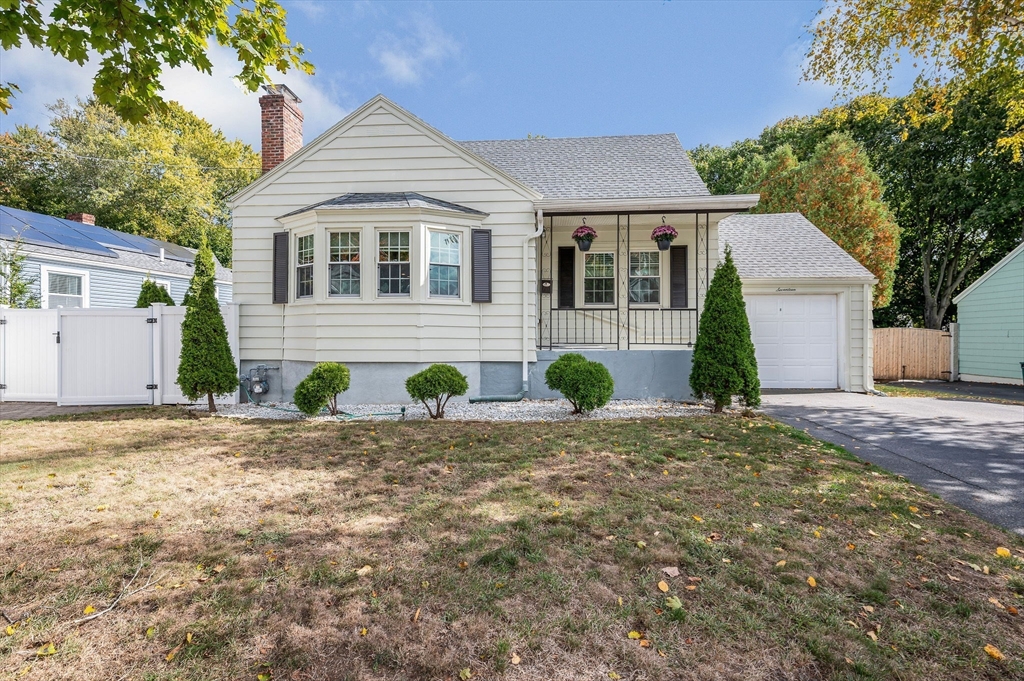 17 Breakheart Road Saugus, MA 01906 - Photo 1 of 42 Gallery Image 1