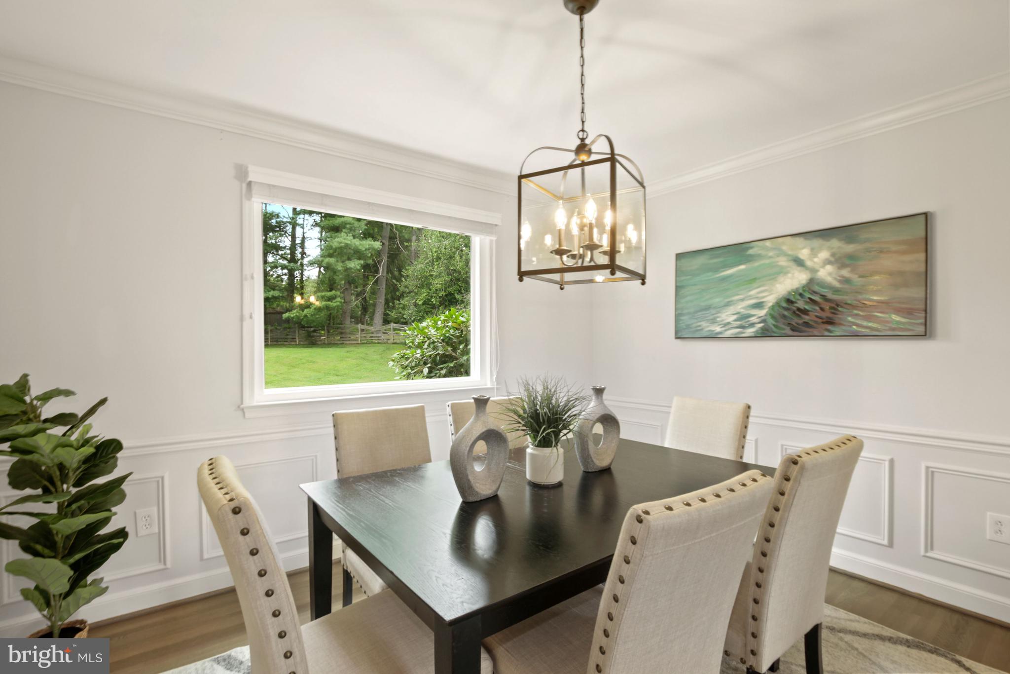 20 Southview Court Silver Spring, MD 20905 - Photo 7 of 41 Formal dining room