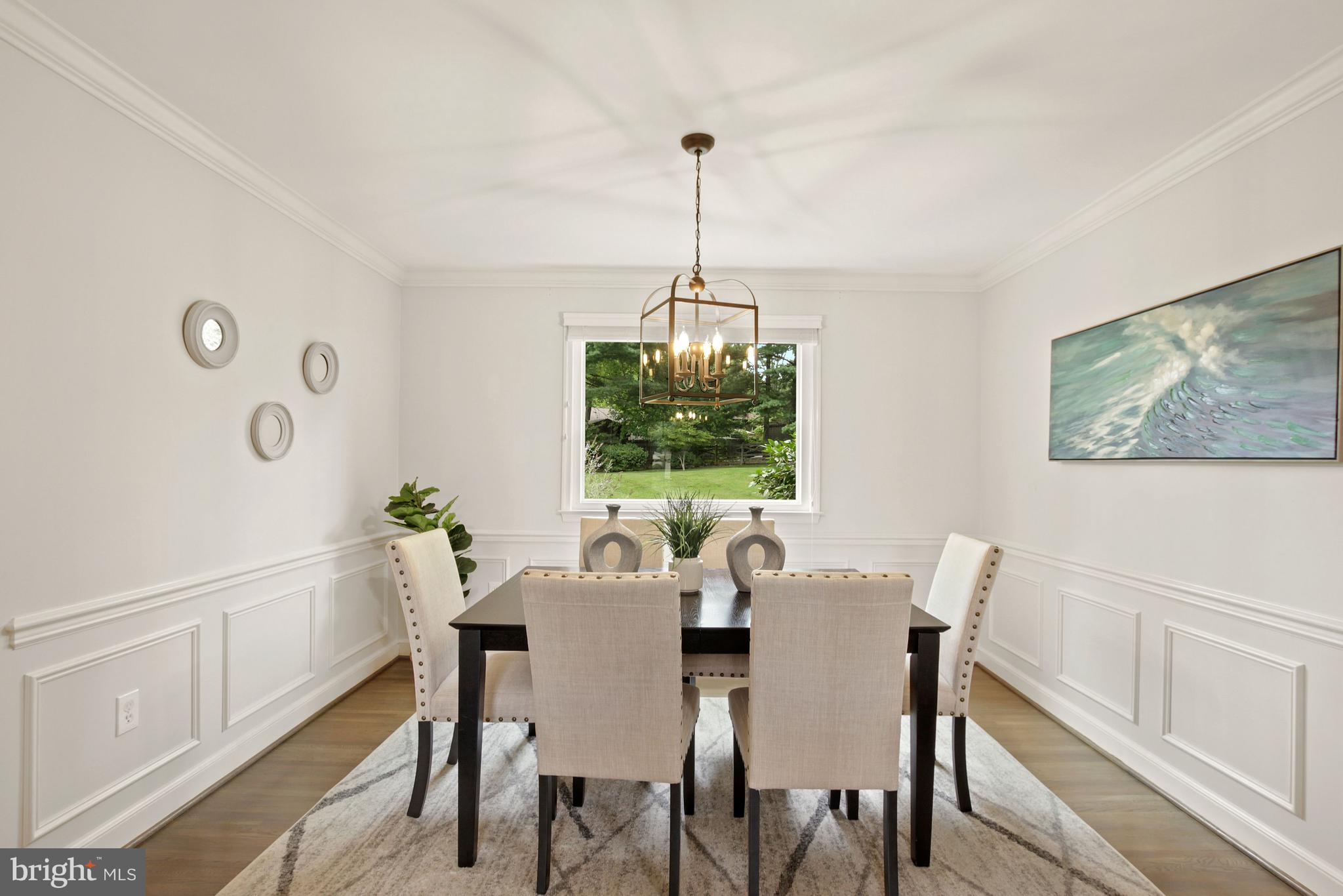 20 Southview Court Silver Spring, MD 20905 - Photo 8 of 41 Dining room
