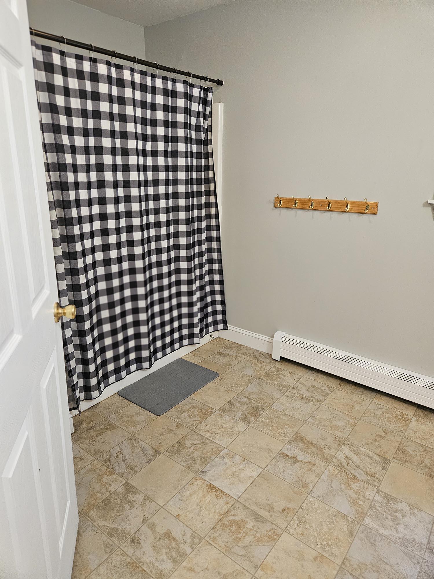 302 Meadow Road Raymond, ME 04071 - Photo 19 of 22 Bath02