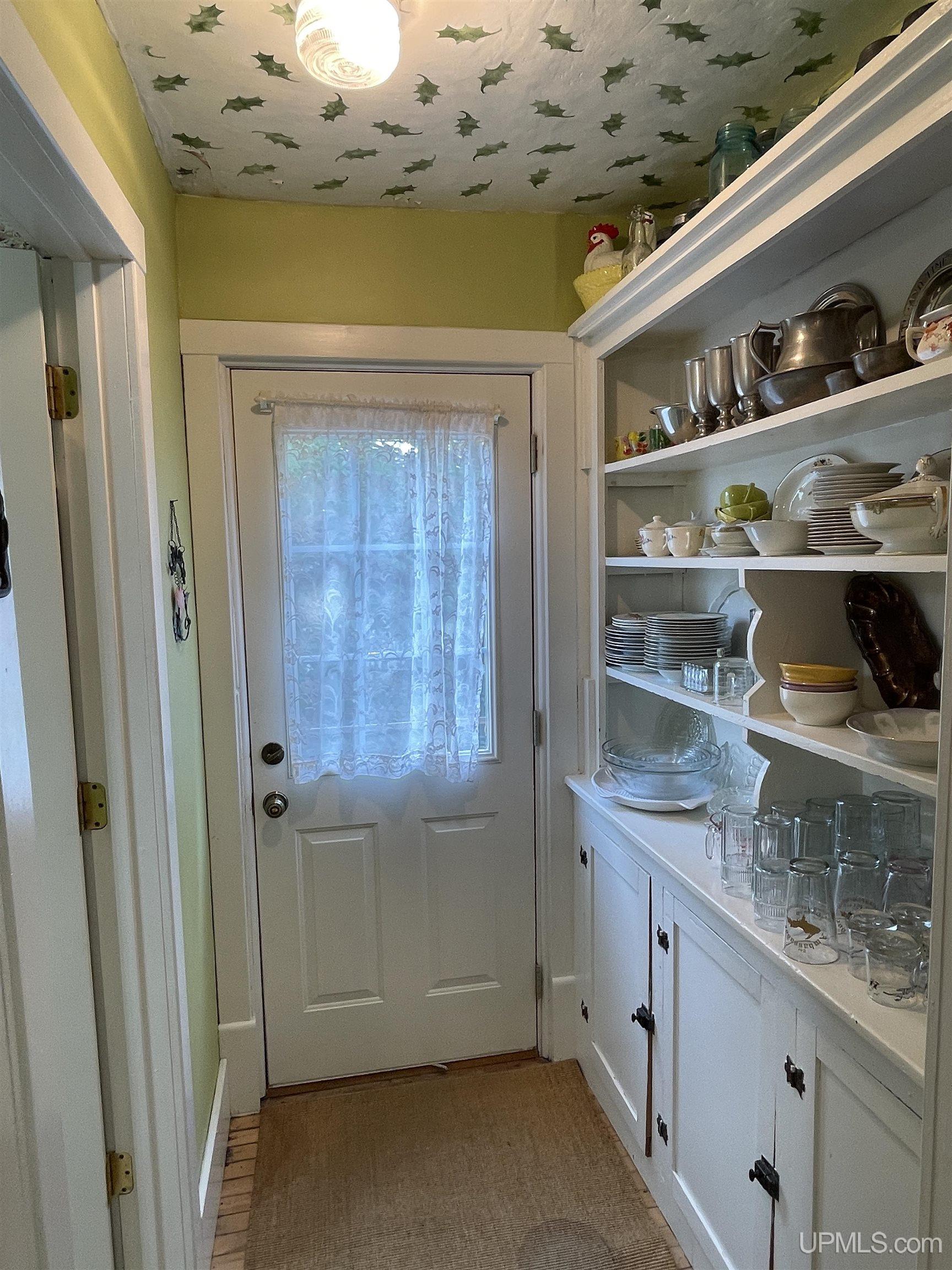 908 3rd Street Hancock, MI 49930 - Photo 11 of 43
