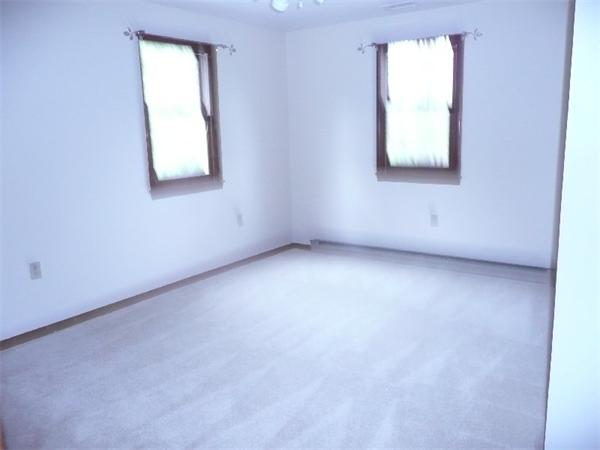 134 Heywood Road Sterling, MA 01564 - Photo 19 of 24 Gallery Image 19