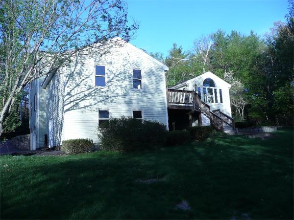 134 Heywood Road Sterling, MA 01564 - Photo 2 of 24 Gallery Image 2