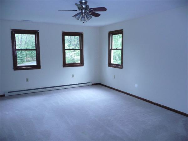 134 Heywood Road Sterling, MA 01564 - Photo 21 of 24 Gallery Image 21
