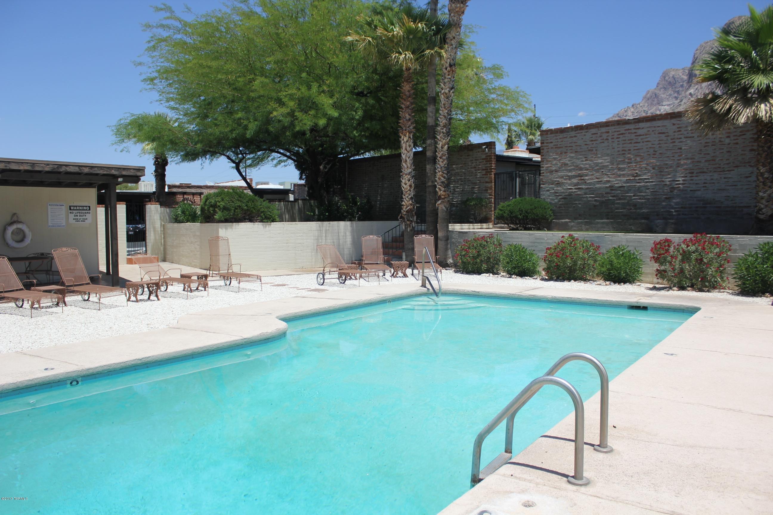 9111 North Oracle Road, Unit 121 Tucson, AZ 85704 - Photo 17 of 20