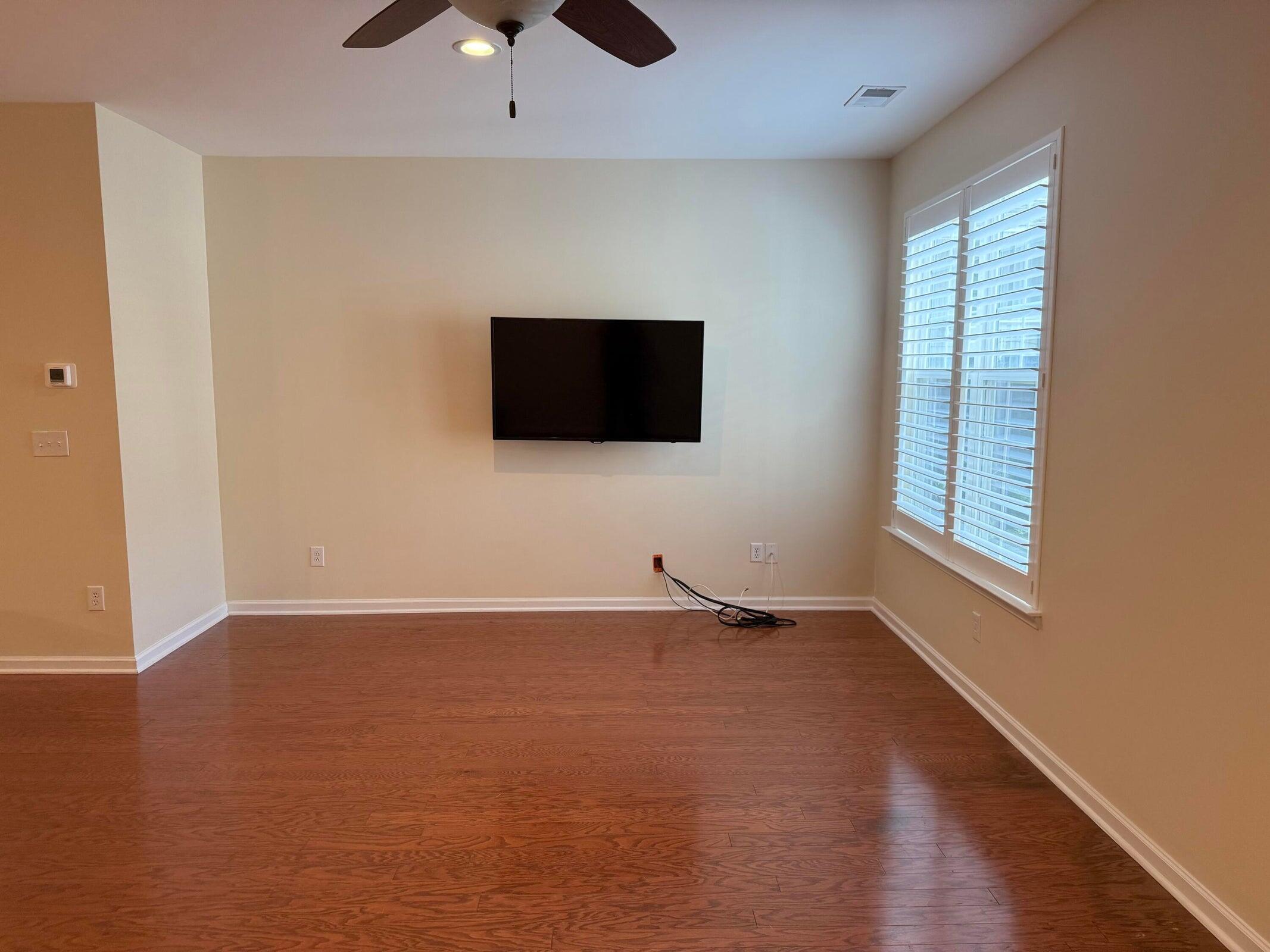 3089 Park W Boulevard Mount Pleasant, SC 29466 - Photo 17 of 54 20250909183112293089000000-o