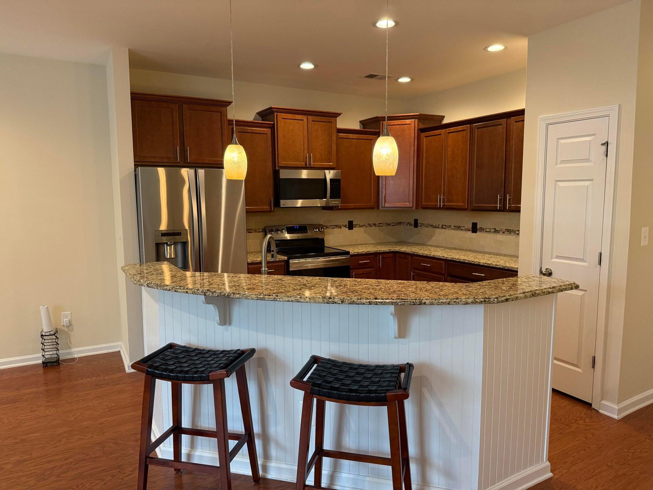 3089 Park W Boulevard Mount Pleasant, SC 29466 - Photo 10 of 54 20250909183019492450000000-o