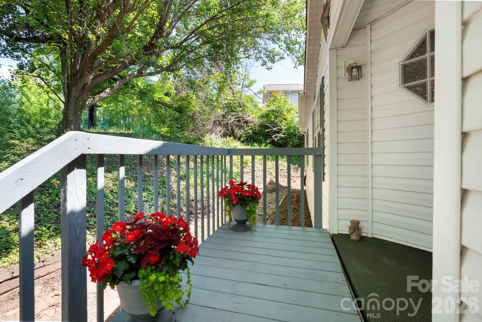 66 Green Oak Road Asheville, NC 28804 - Photo 34 of 35