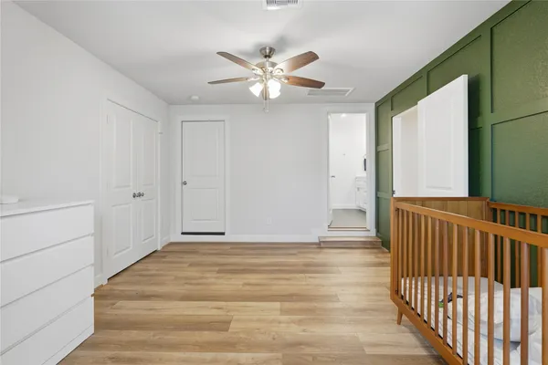 $1,075,000 | 73 Madrone Terrace Place, The Woodlands, TX 77375