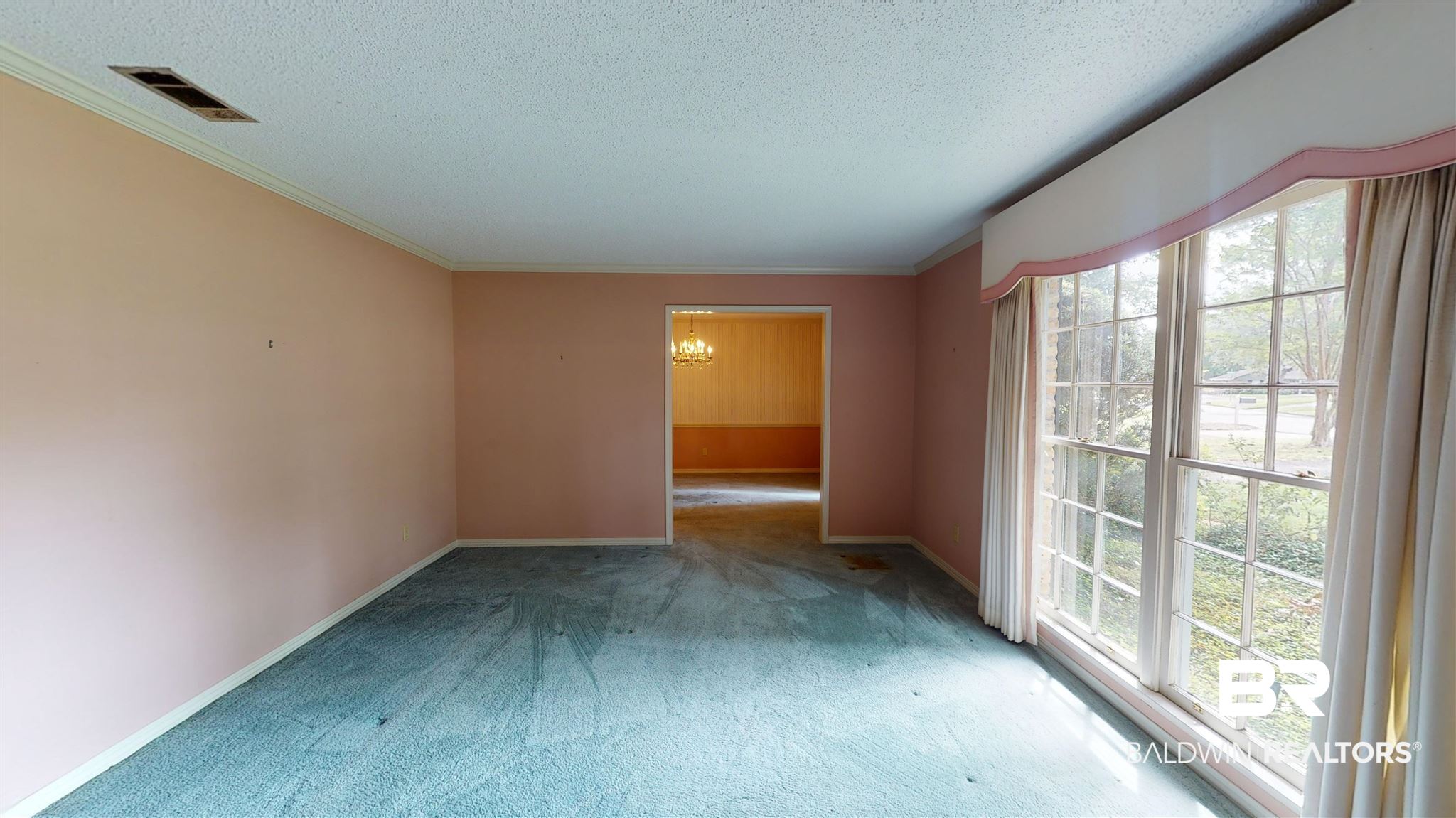 5758 Kingston Court Mobile, AL 36609 - Photo 4 of 25