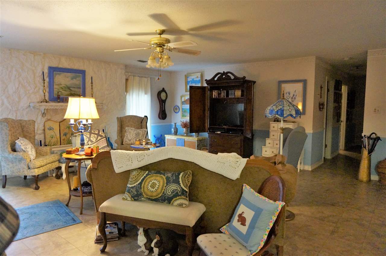 102 Rainer Circle Daphne, AL 36526 - Photo 3 of 16 Greatroom
