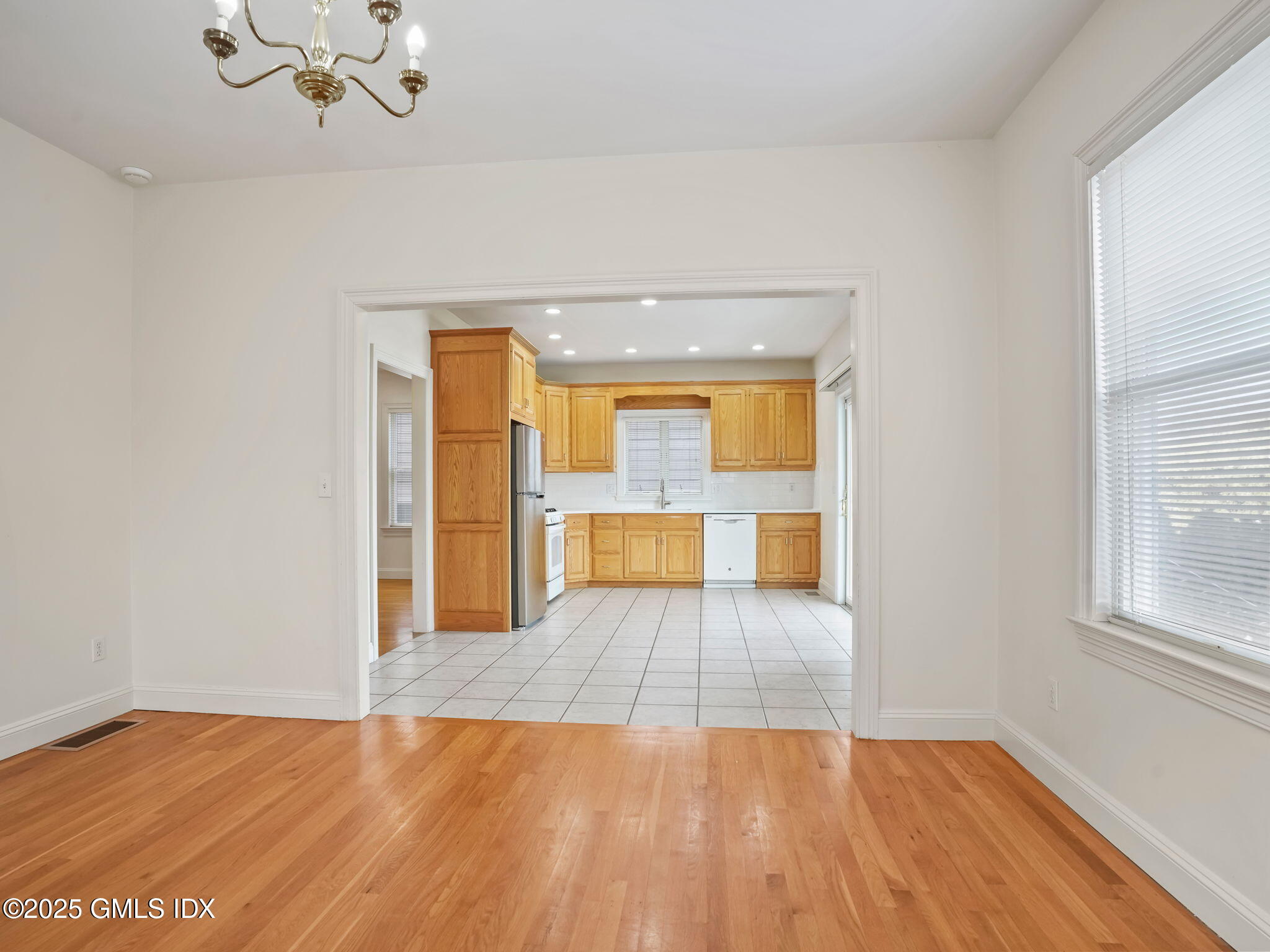 6 Rippowam Road, Unit A Cos Cob, CT 06807 - Photo 10 of 32 Dining Room