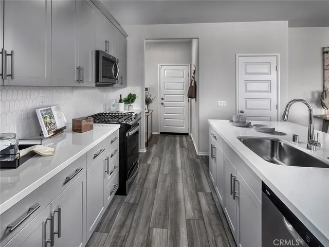 $731,100 | 2052 Tangelo Lane, Redlands, CA 92374