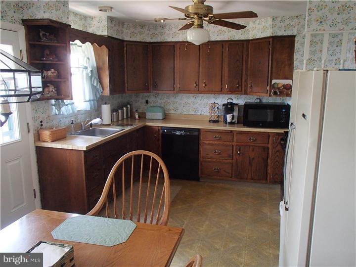 26 Freeport Road New Castle, DE 19720 - Photo 5 of 18 Gallery Image 5