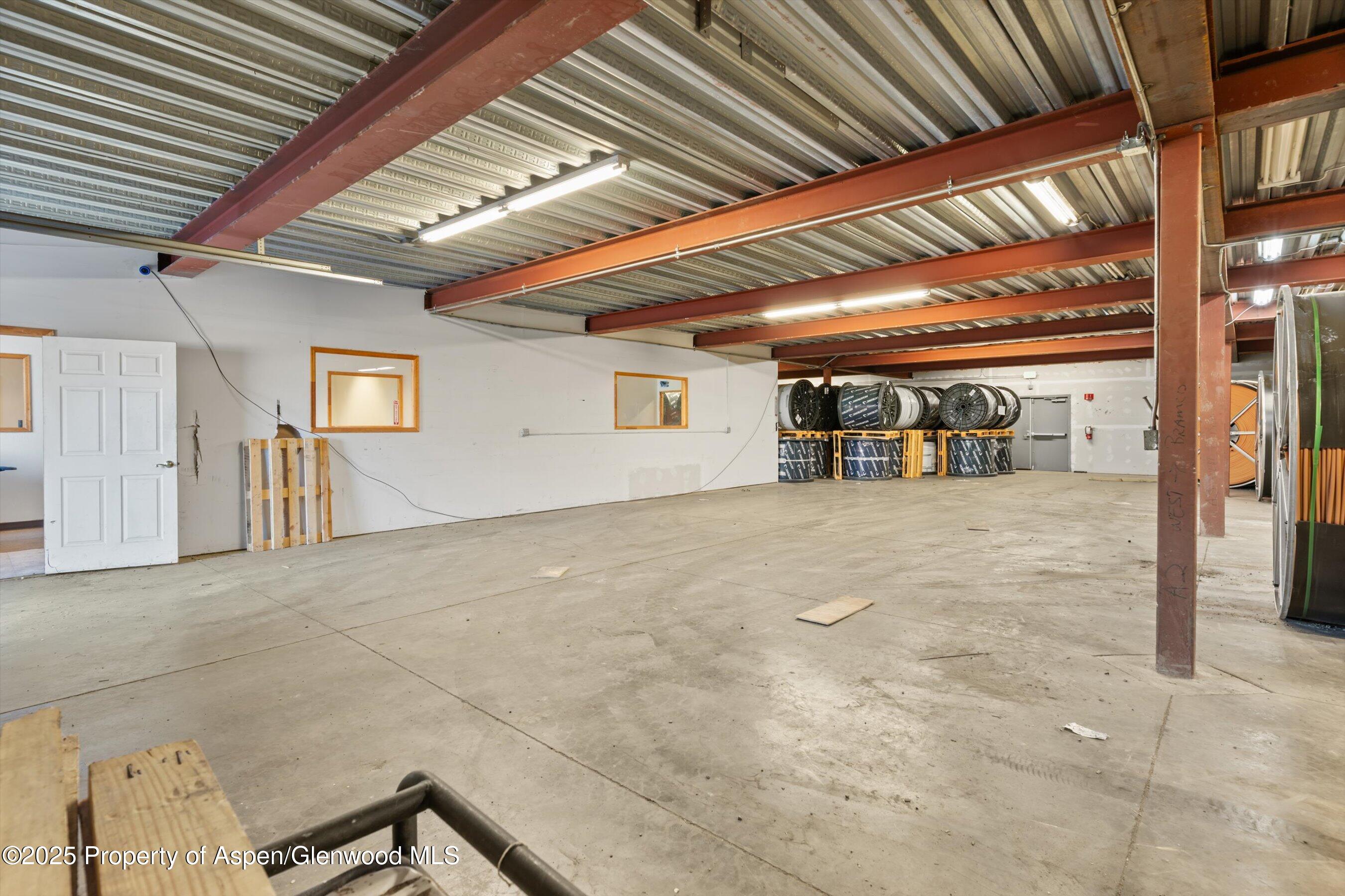 335 County Road, Unit E New Castle, CO 81647 - Photo 7 of 13 30-6420CoRd335_25060430