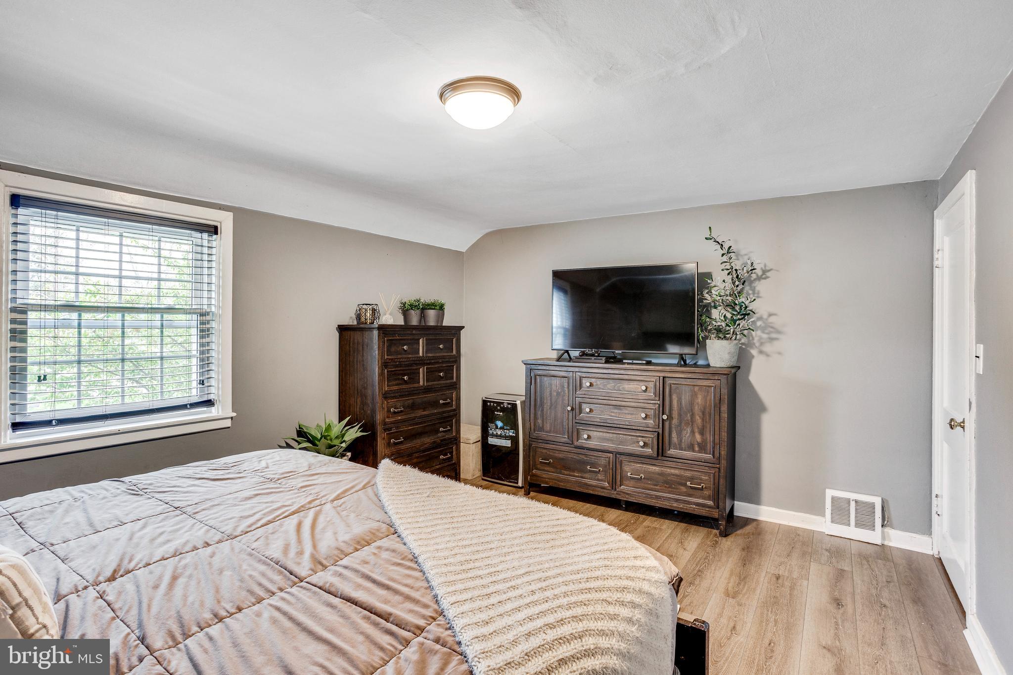 1021 Lamb Road Secane, PA 19018 - Photo 15 of 23