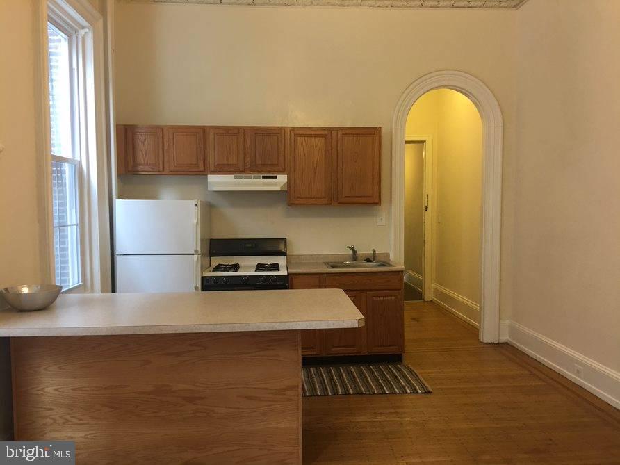 2027 Walnut Street, Unit 1R Philadelphia, PA 19103 - Photo 9 of 9