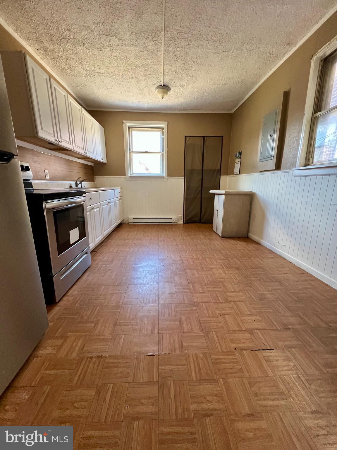 4584 G Street Philadelphia, PA 19120 - Photo 7 of 21