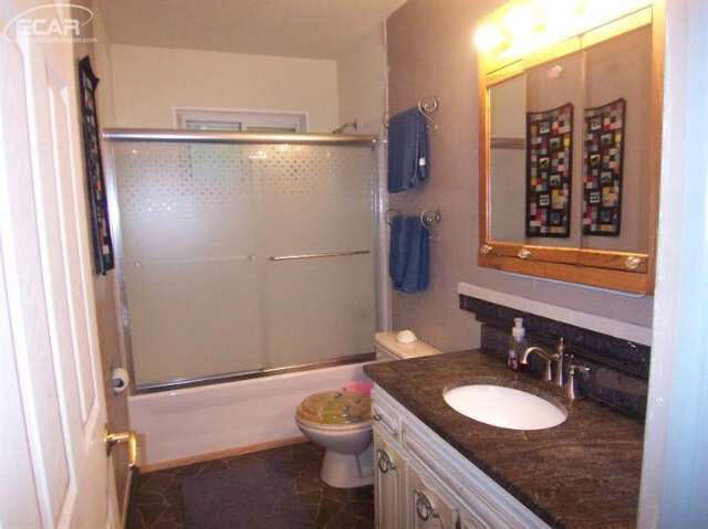 14252 North Bray Road Clio, MI 48420 - Photo 9 of 21 20447568-8.JPG