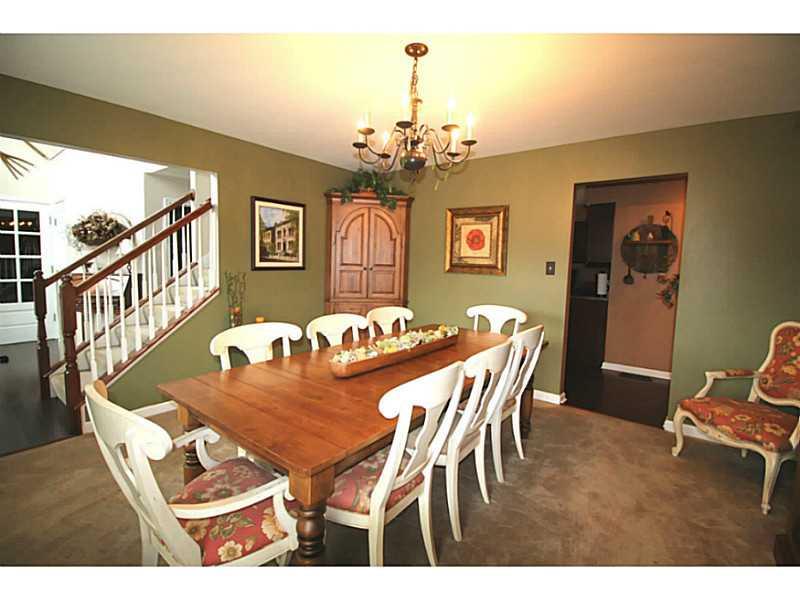 Dining Room. 