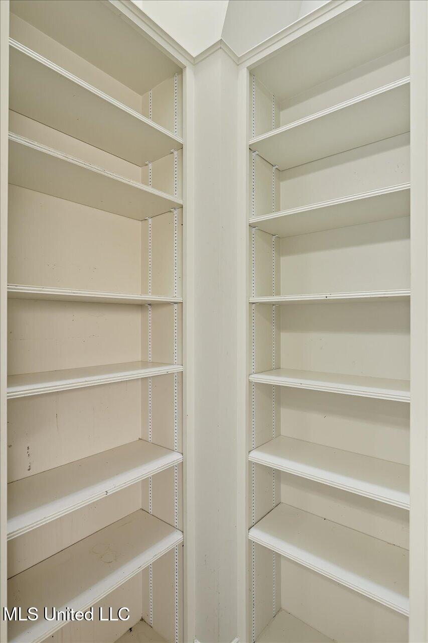 7 Lafayette Circle Clinton, MS 39056 - Photo 14 of 57 17-7 Lafayette Cir _ Home Tours MS