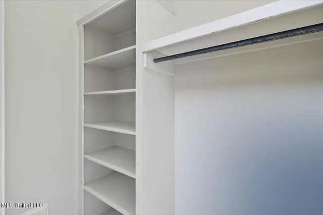 $575,000 | 7 Lafayette Circle, Clinton, MS 39056