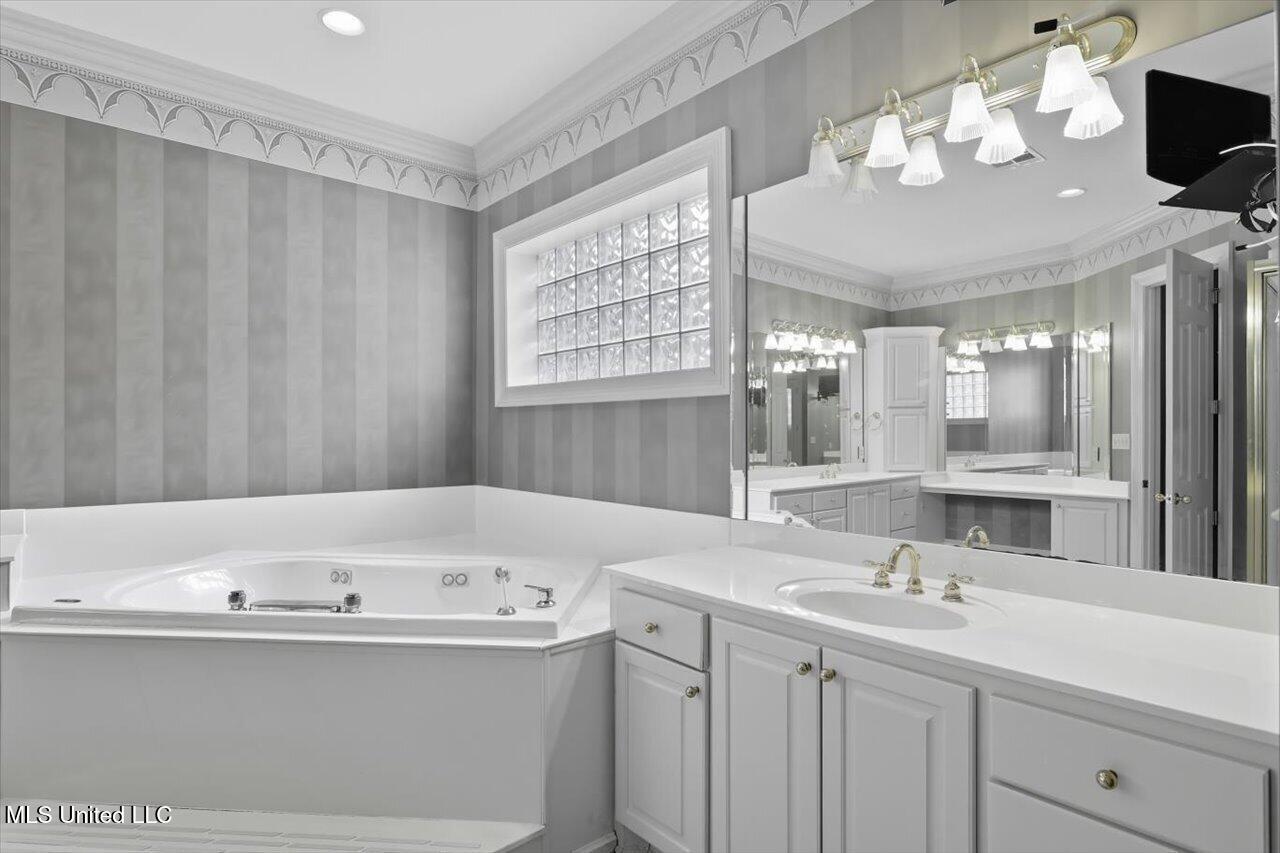 7 Lafayette Circle Clinton, MS 39056 - Photo 29 of 57 32-7 Lafayette Cir _ Home Tours MS