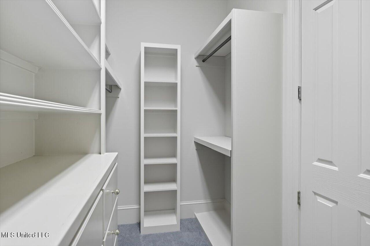 7 Lafayette Circle Clinton, MS 39056 - Photo 32 of 57 35-7 Lafayette Cir _ Home Tours MS