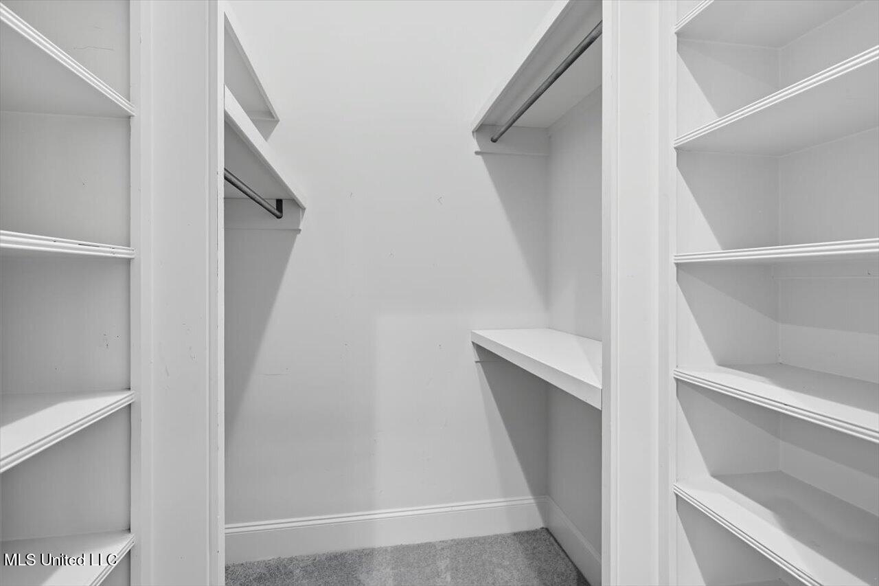 7 Lafayette Circle Clinton, MS 39056 - Photo 34 of 57 37-7 Lafayette Cir _ Home Tours MS