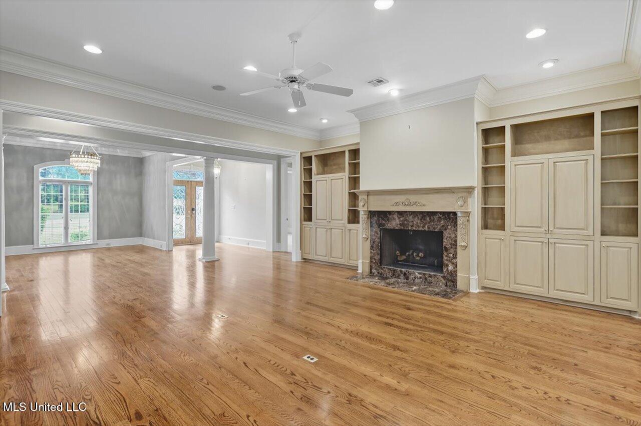 7 Lafayette Circle Clinton, MS 39056 - Photo 5 of 57 08-7 Lafayette Cir _ Home Tours MS