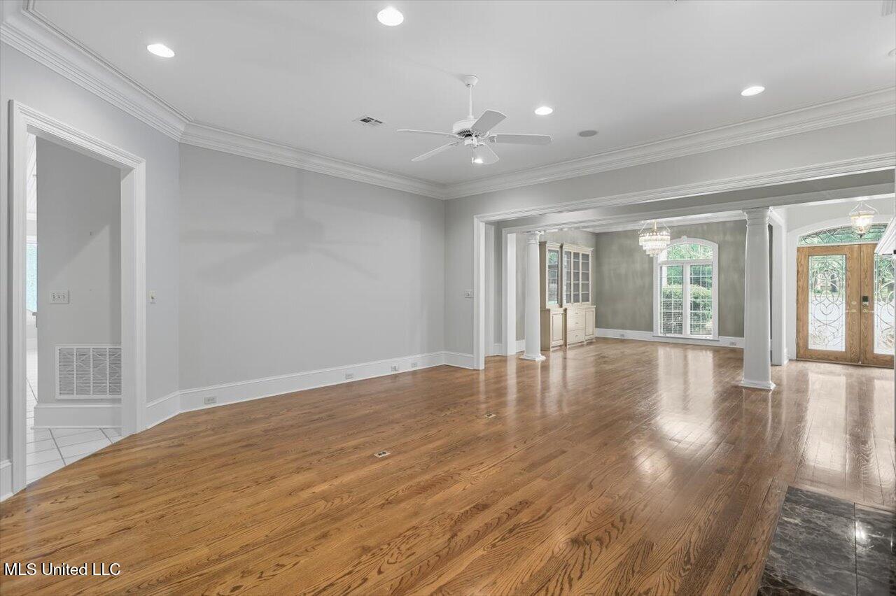 7 Lafayette Circle Clinton, MS 39056 - Photo 6 of 57 09-7 Lafayette Cir _ Home Tours MS