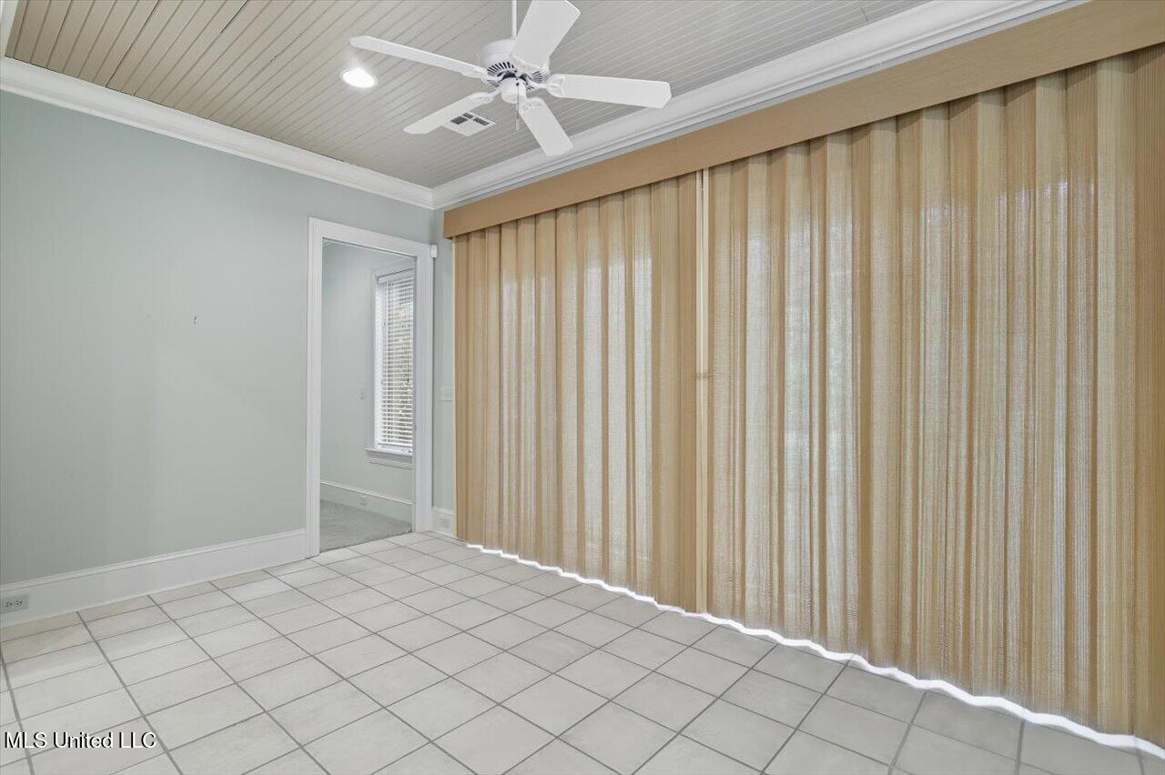 7 Lafayette Circle Clinton, MS 39056 - Photo 8 of 57 11-7 Lafayette Cir _ Home Tours MS