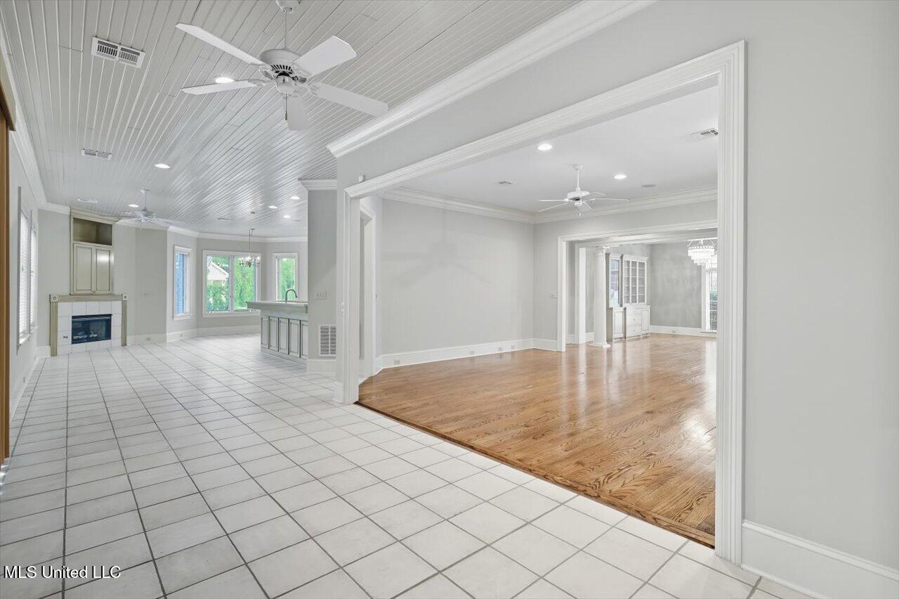 7 Lafayette Circle Clinton, MS 39056 - Photo 9 of 57 12-7 Lafayette Cir _ Home Tours MS