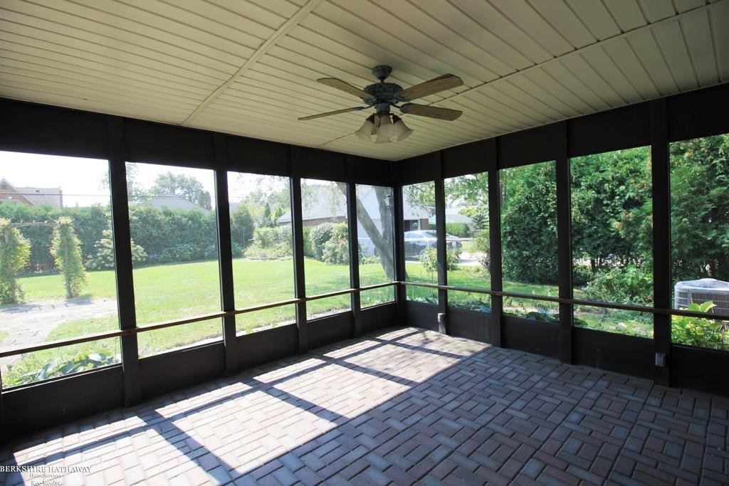 1583 Hawthorne Road Grosse Pointe, MI 48236 - Photo 27 of 30 Covered Patio