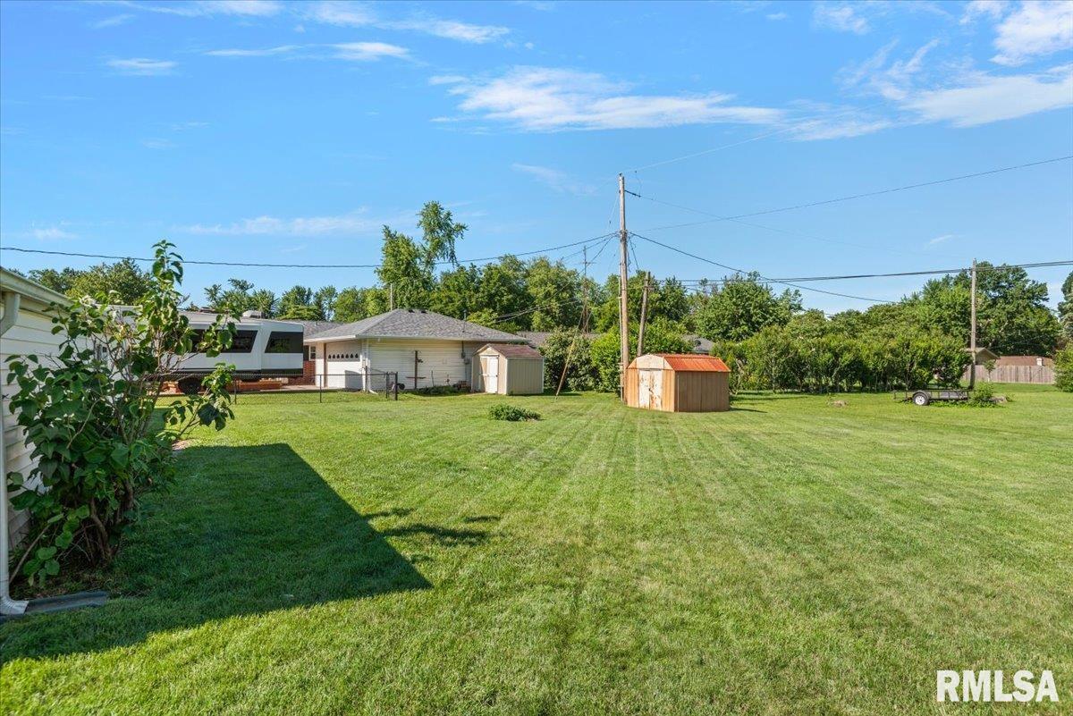 55 Bonnie Brook Road Chatham, IL 62629 - Photo 7 of 27