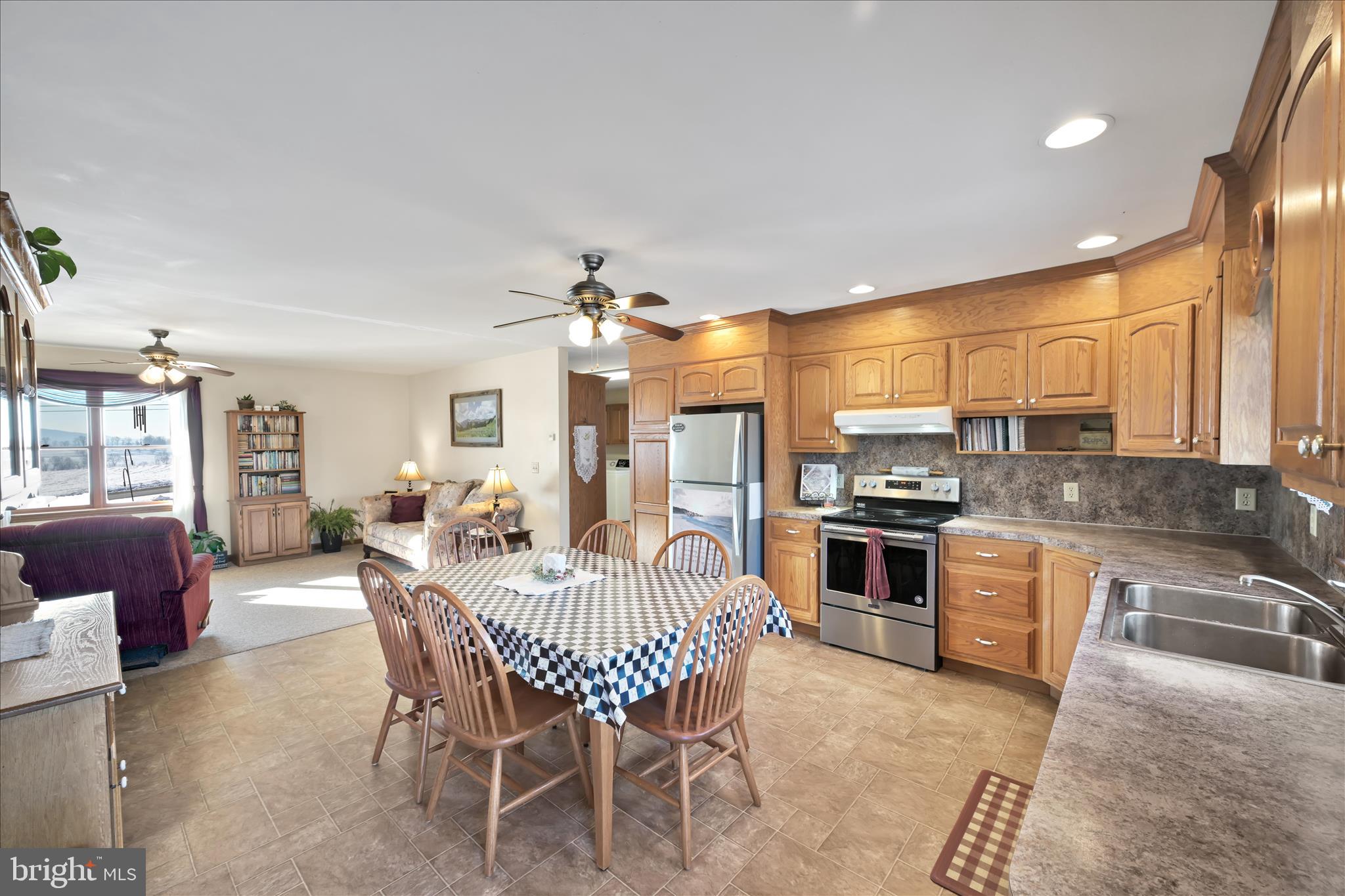 36 Host Road Womelsdorf, PA 19567 - Photo 24 of 78 Main Floor Kitchen/Dining