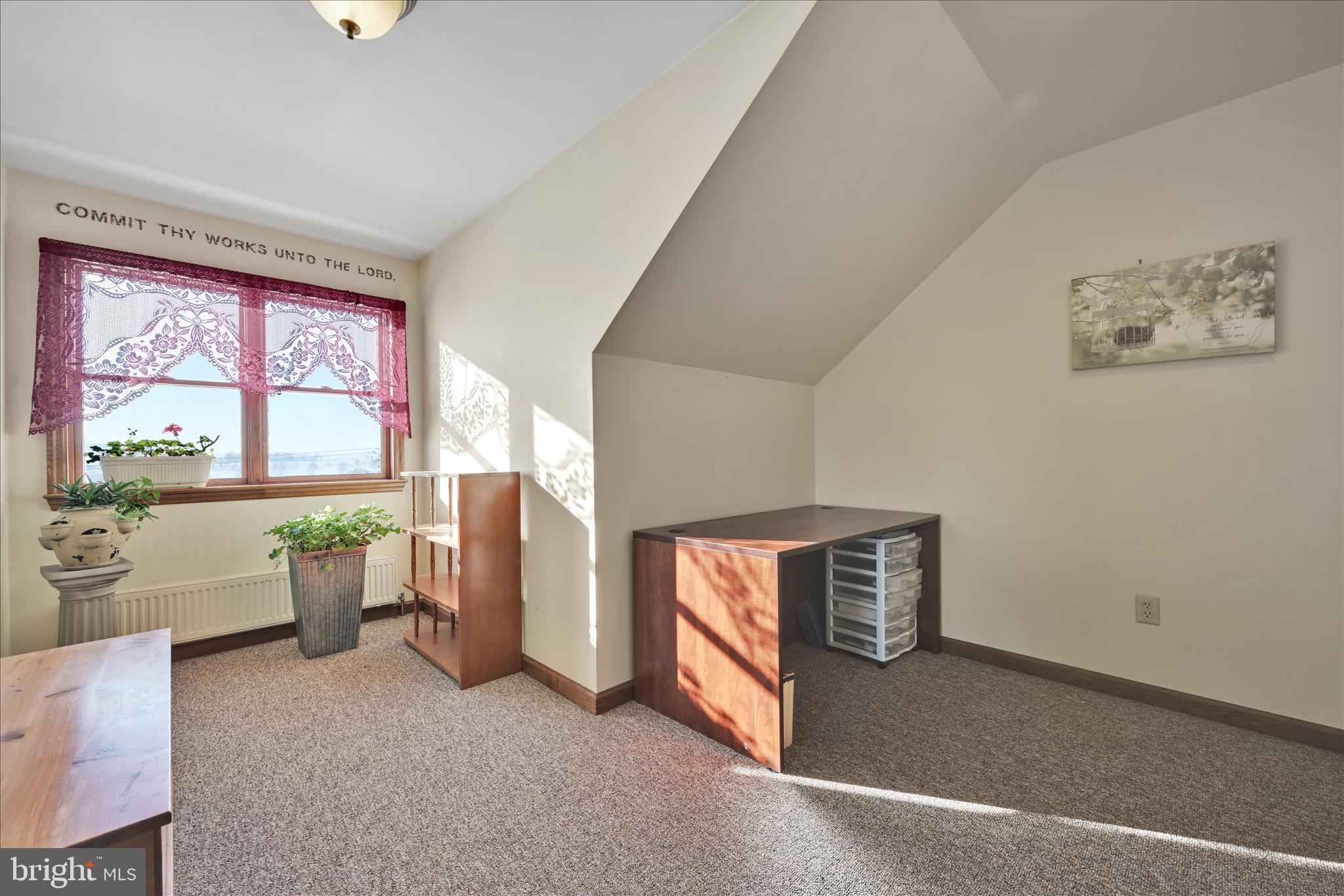 36 Host Road Womelsdorf, PA 19567 - Photo 47 of 78 2nd Floor Hall