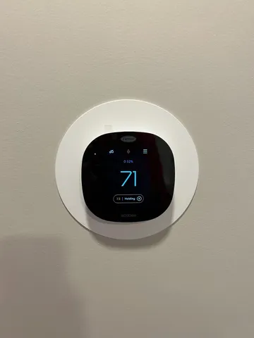 a close up view of washer and dryer