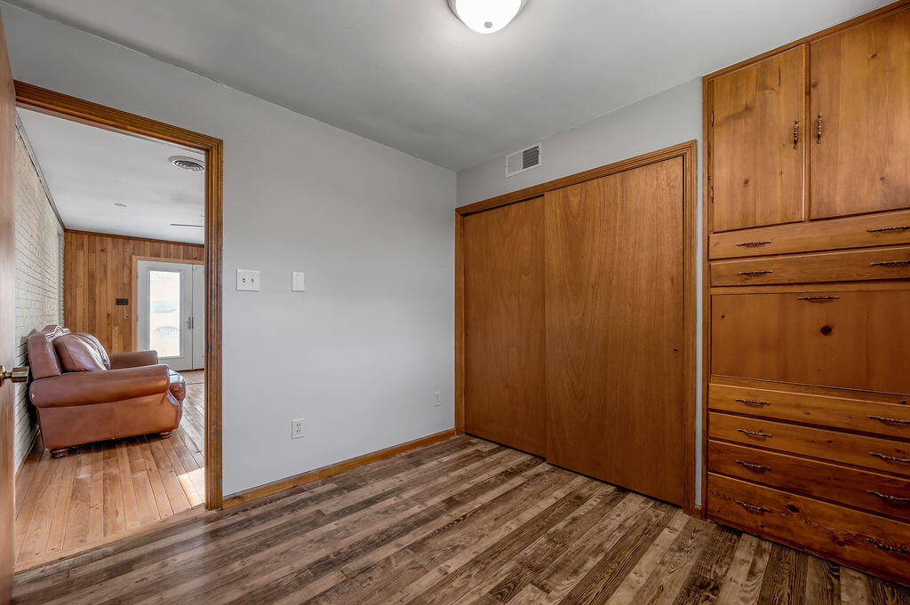 4039 Royster Road Lexington, KY 40516 - Photo 23 of 46 TDB_8385