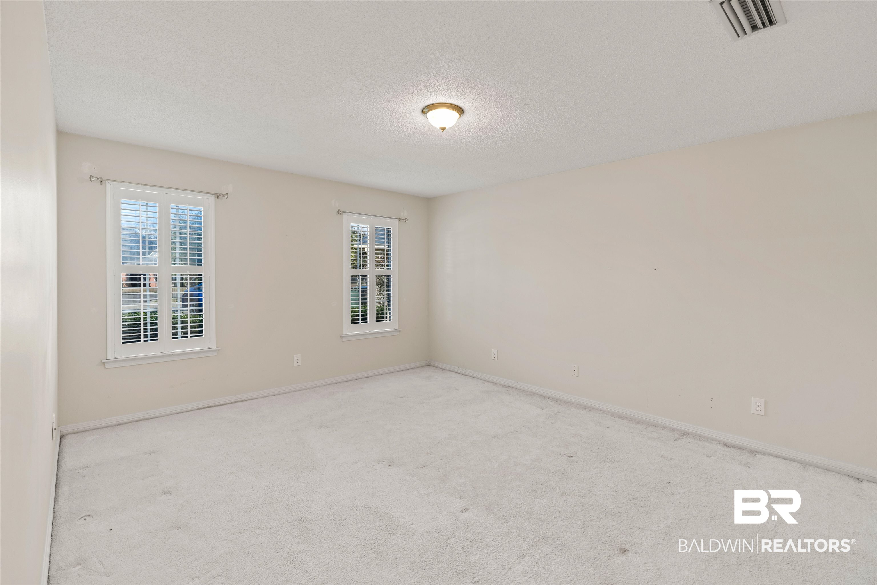 7 Fox Run Fairhope, AL 36532 - Photo 15 of 21 Primary Bedroom