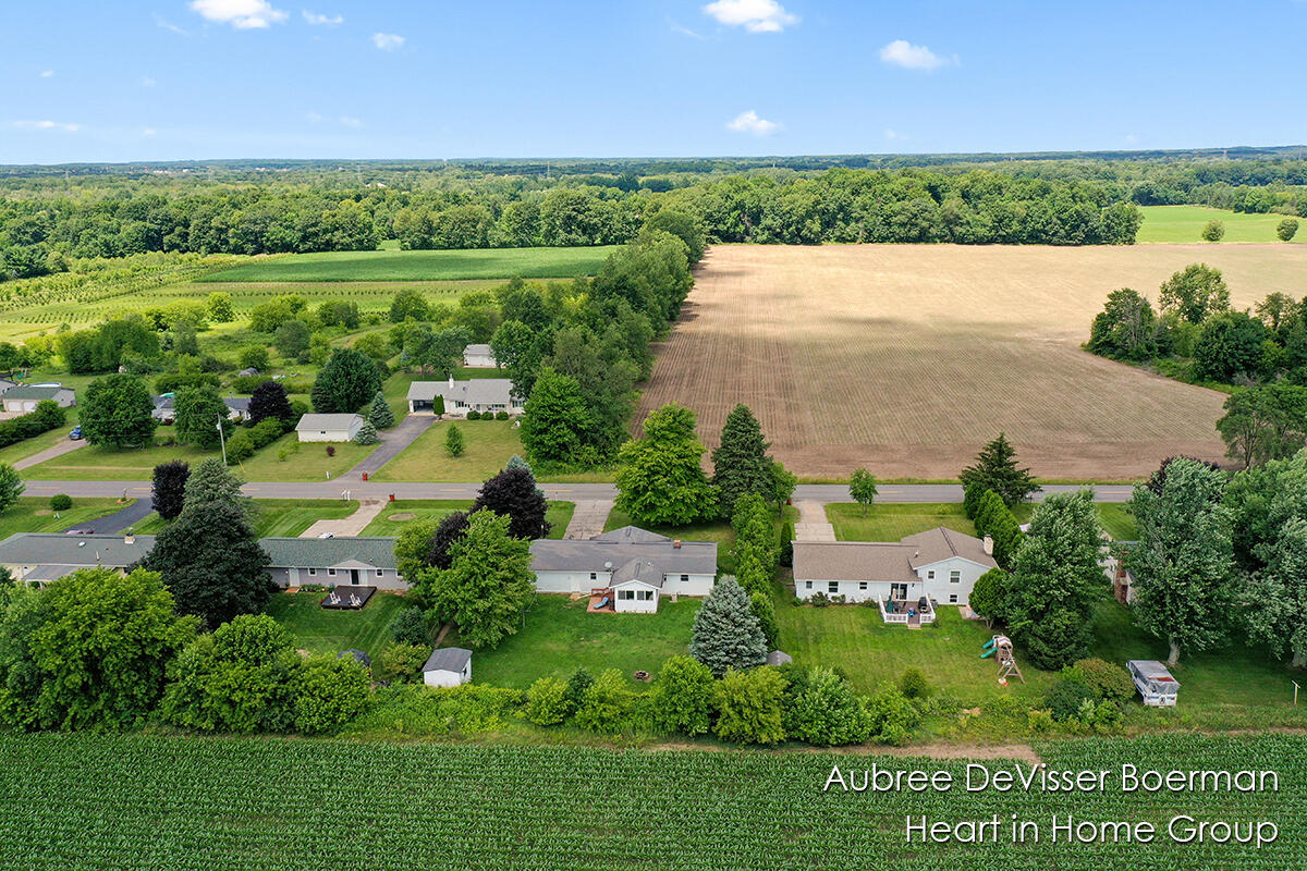 5000 15 Mile Road Northeast Cedar Springs, MI 49319 - Photo 29 of 33 IMG_1027
