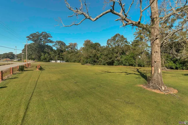 $359,000 | 14105 Highway 77, Rosedale, LA 70757