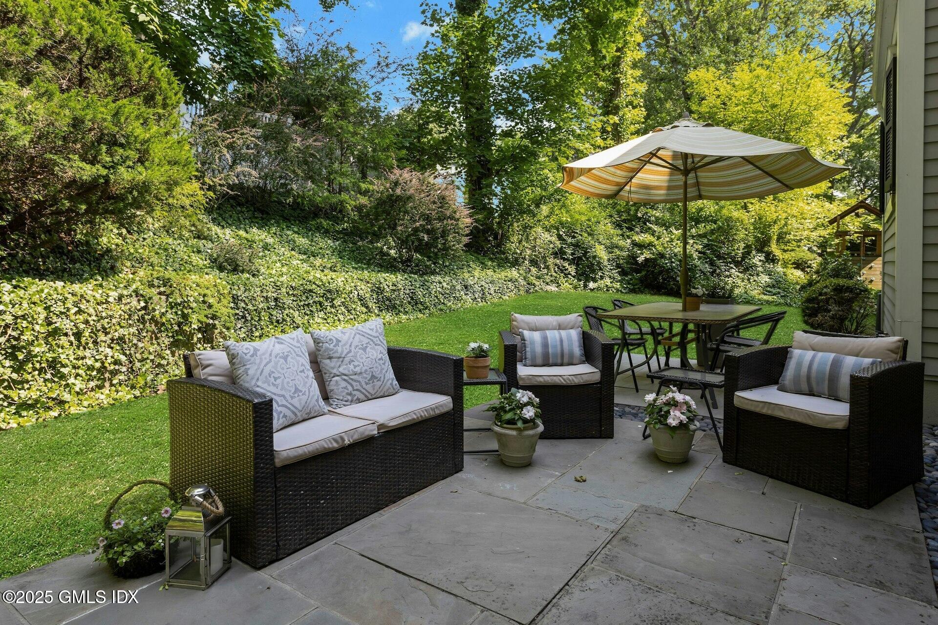 32 Meyer Place Riverside, CT 06878 - Photo 24 of 26 046-483445-_X0A3228_14178270