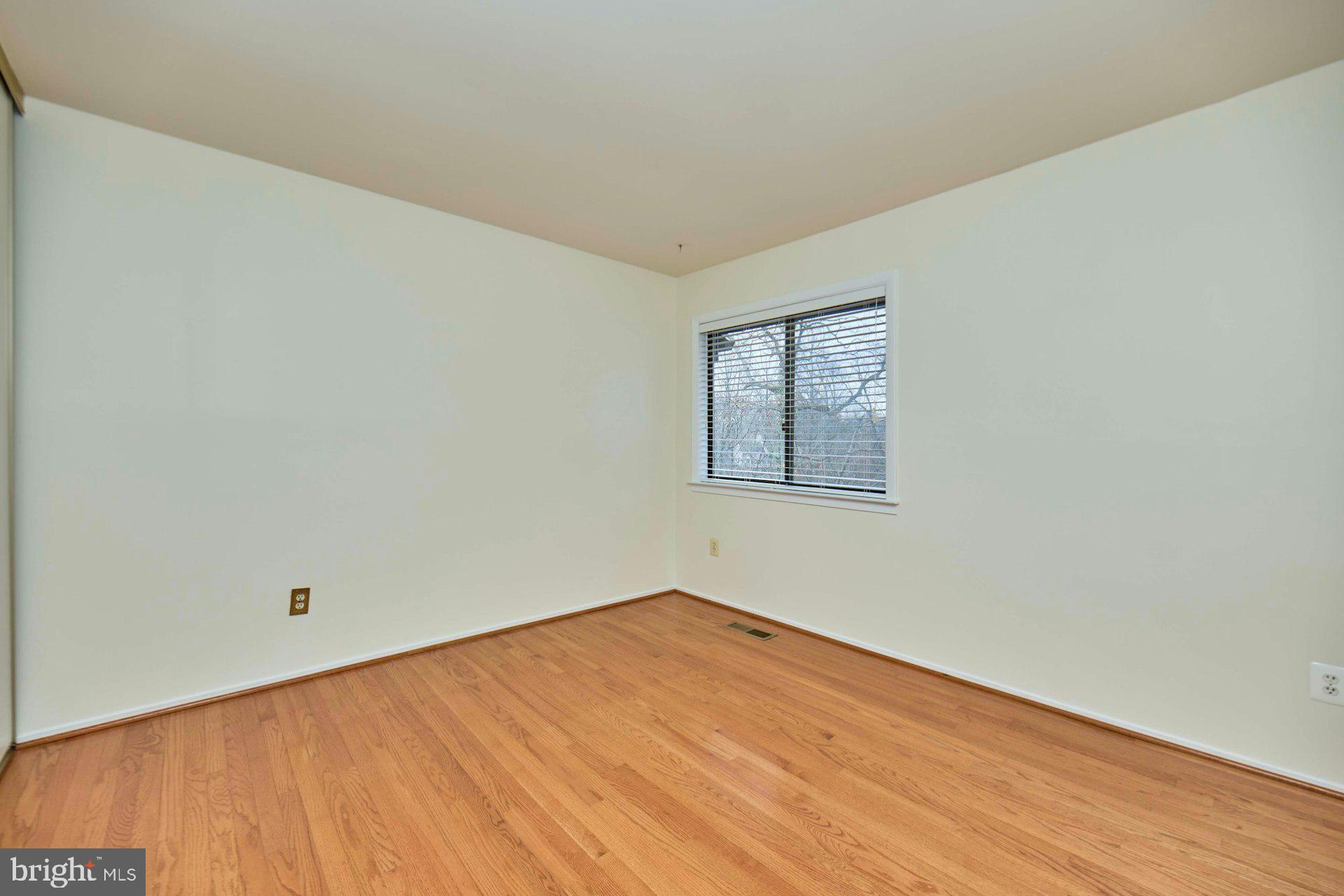 8566 Gwynedd Way Springfield, VA 22153 - Photo 41 of 61 an empty room with a window