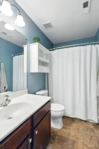 $529,000 | 17667 Trailmark Court, Eureka, MO 63025