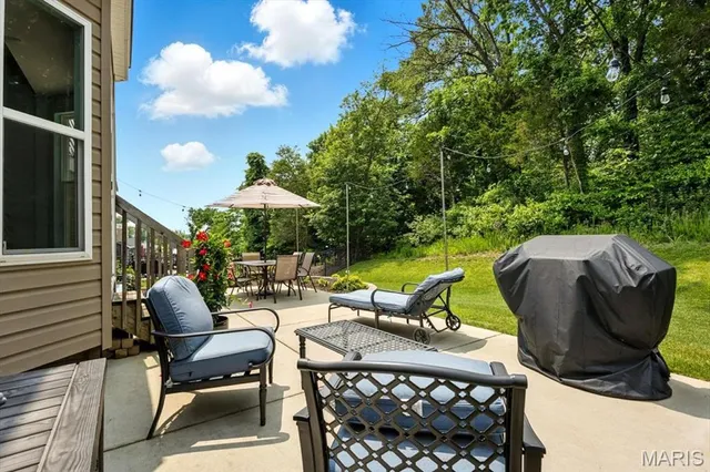 $529,000 | 17667 Trailmark Court, Eureka, MO 63025