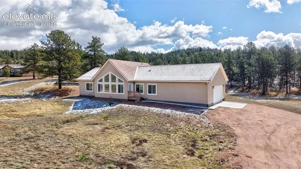 $579,888 | 108 High Pasture Road, Florissant, CO 80816