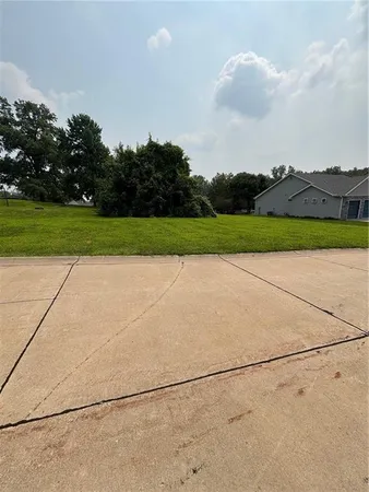 $39,500 | 2607 Ashmat Lane, St. Joseph, MO 64506