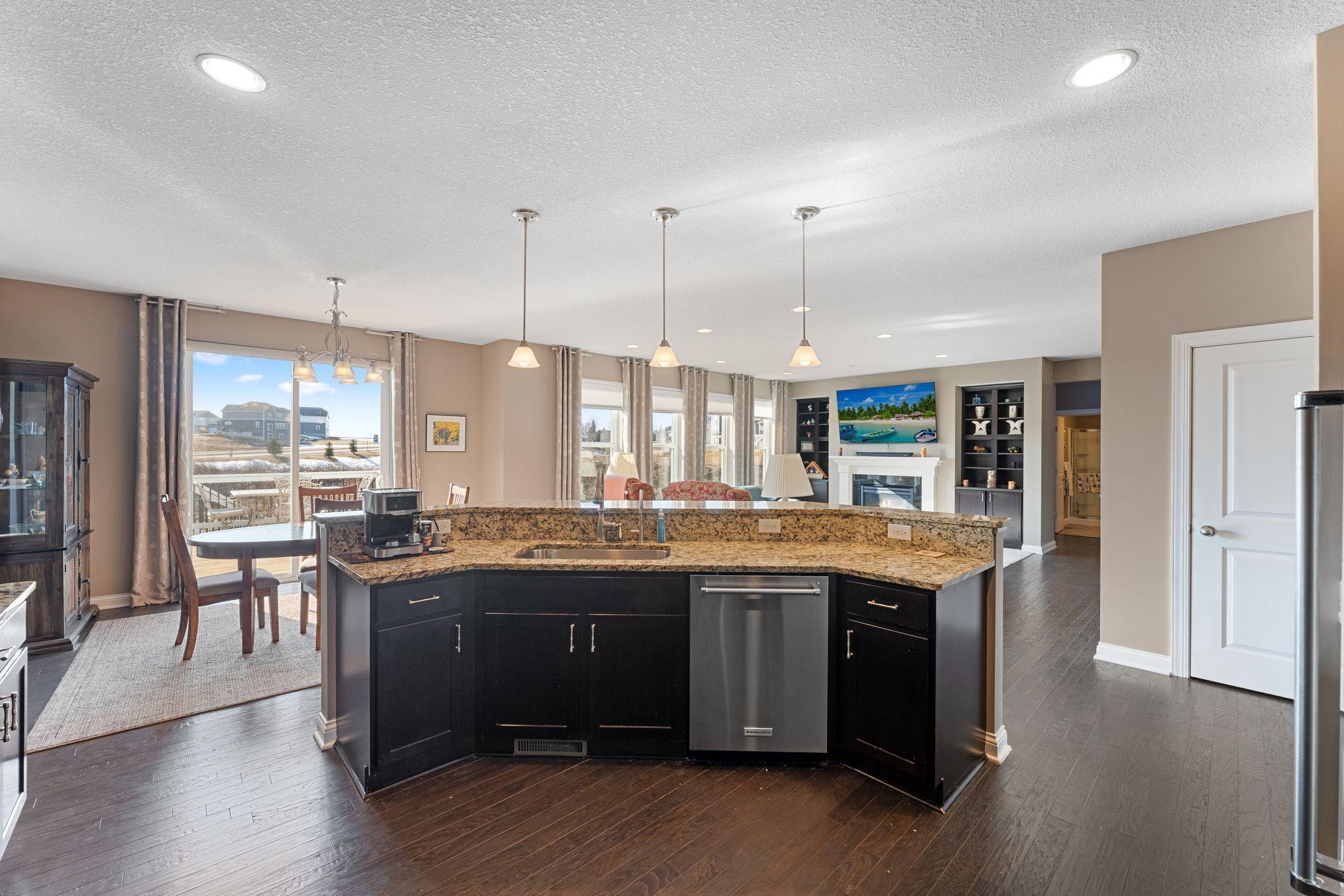 4014 Holasek Path Chaska, MN 55318 - Photo 11 of 38