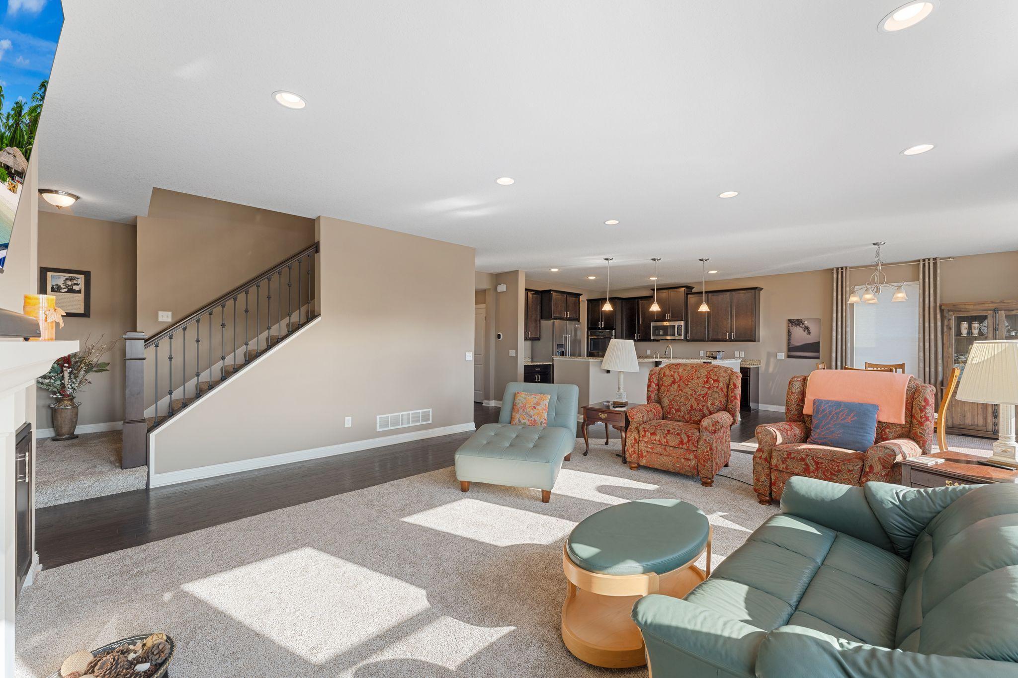 4014 Holasek Path Chaska, MN 55318 - Photo 13 of 38